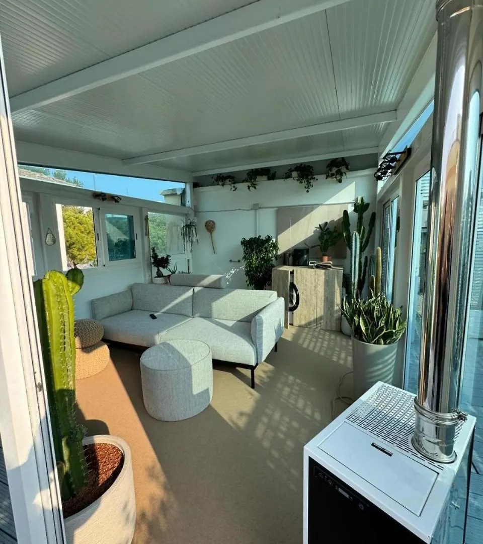 Rooftop-Marinacentro-Unique-Beach-Fun-Smart-Loveapt-Train-Park Rimini Italia