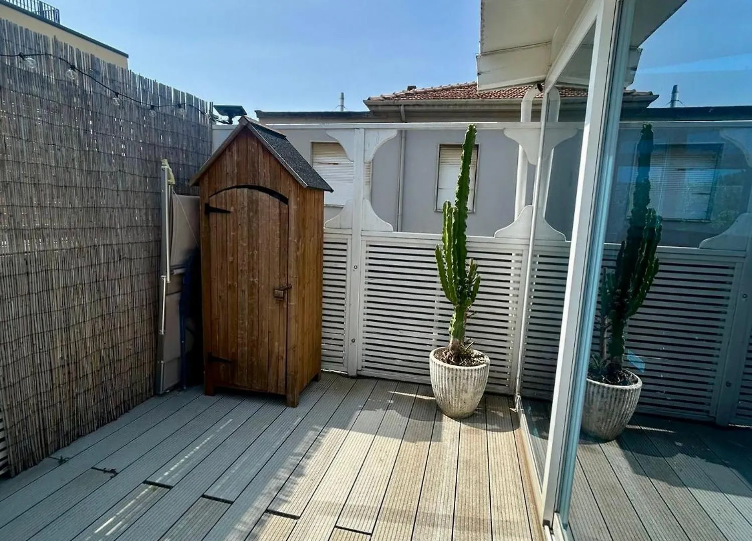 Rooftop-Marinacentro-Unique-Beach-Fun-Smart-Loveapt-Train-Park Rimini 0*,  Italia